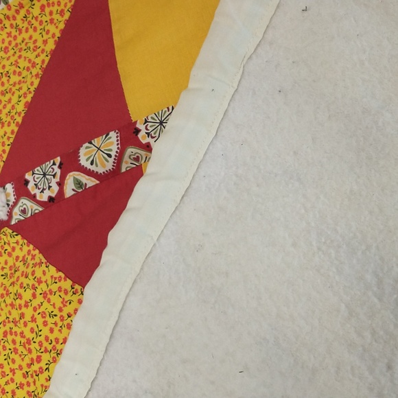 Vintage Quilt 65x82 - Picture 3 of 5